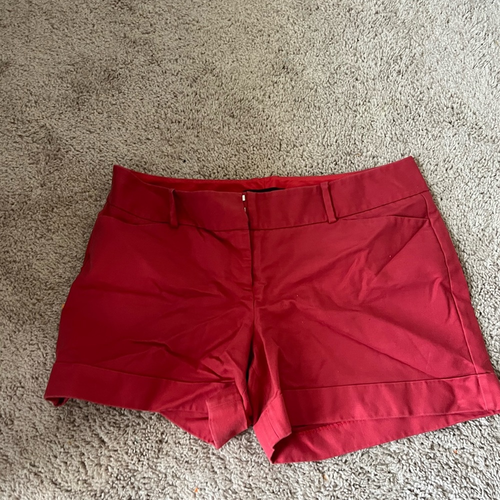 Limited cuffed shorts   Excellent condition. Beautiful burnt Siena color